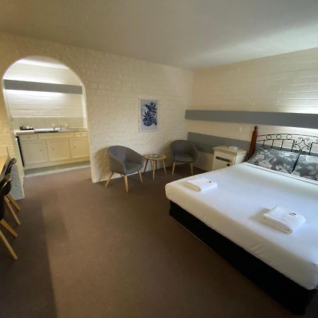 Mahogany Motel Warrnambool Extérieur photo