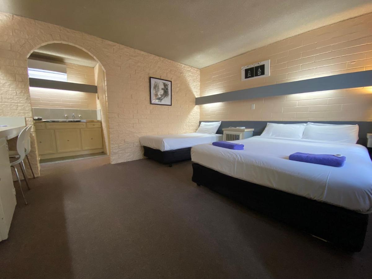 Mahogany Motel Warrnambool Extérieur photo