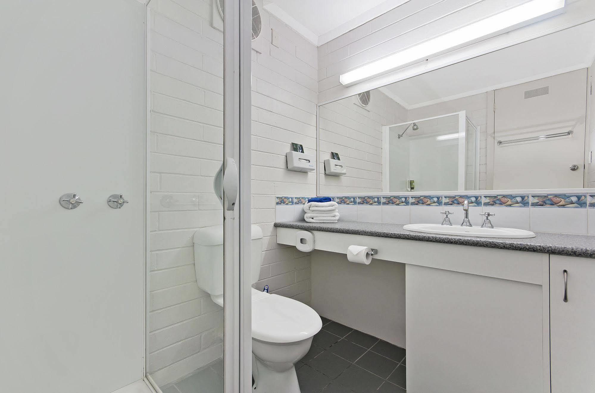 Mahogany Motel Warrnambool Extérieur photo