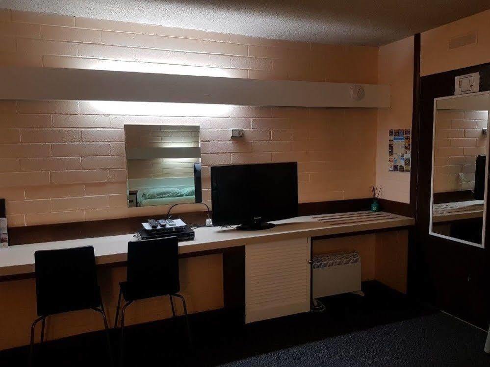 Mahogany Motel Warrnambool Extérieur photo